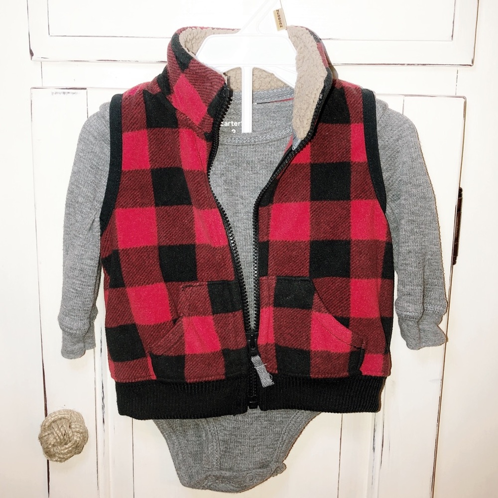 Long sleeve onesie and fleece vest
